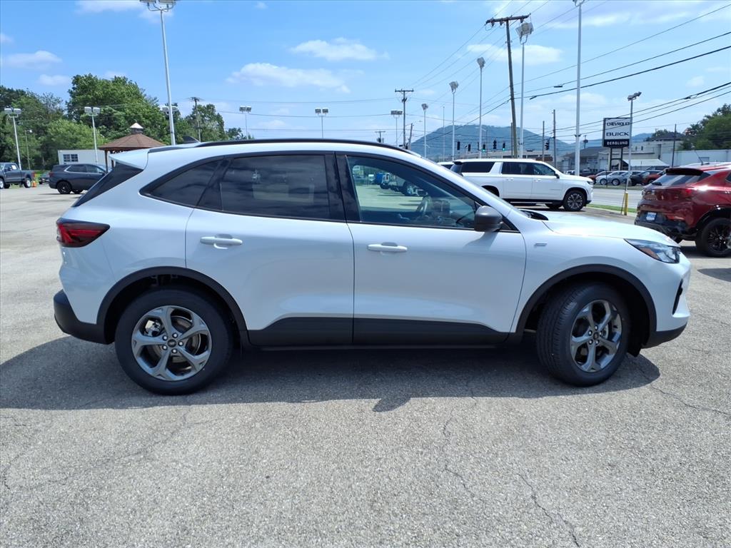 Used 2025 Ford Escape ST Line Wagon