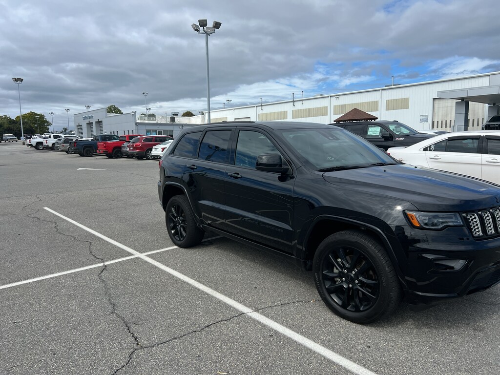 Used 2022 Jeep Grand Cherokee WK Laredo X Sport Utility