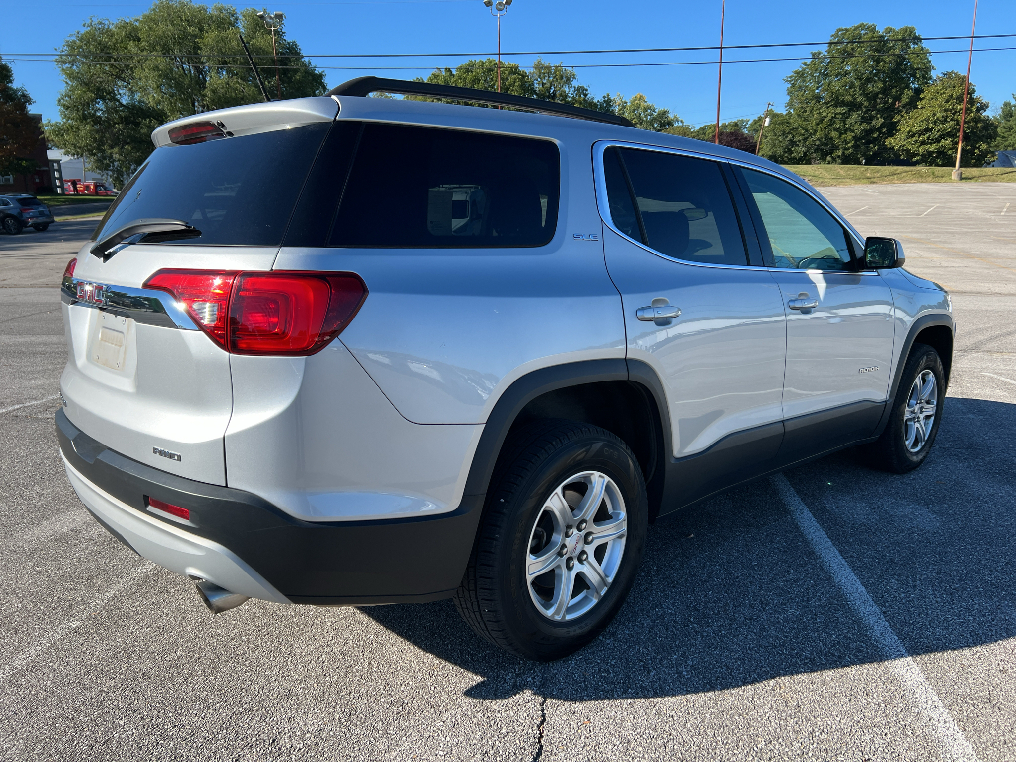 Used 2018 GMC Acadia SLE Sport Utility
