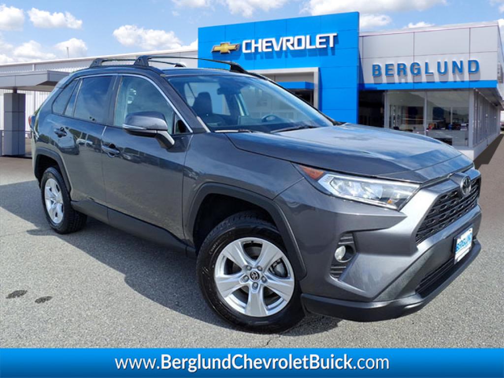 Used 2021 Toyota RAV4 XLE Sport Utility