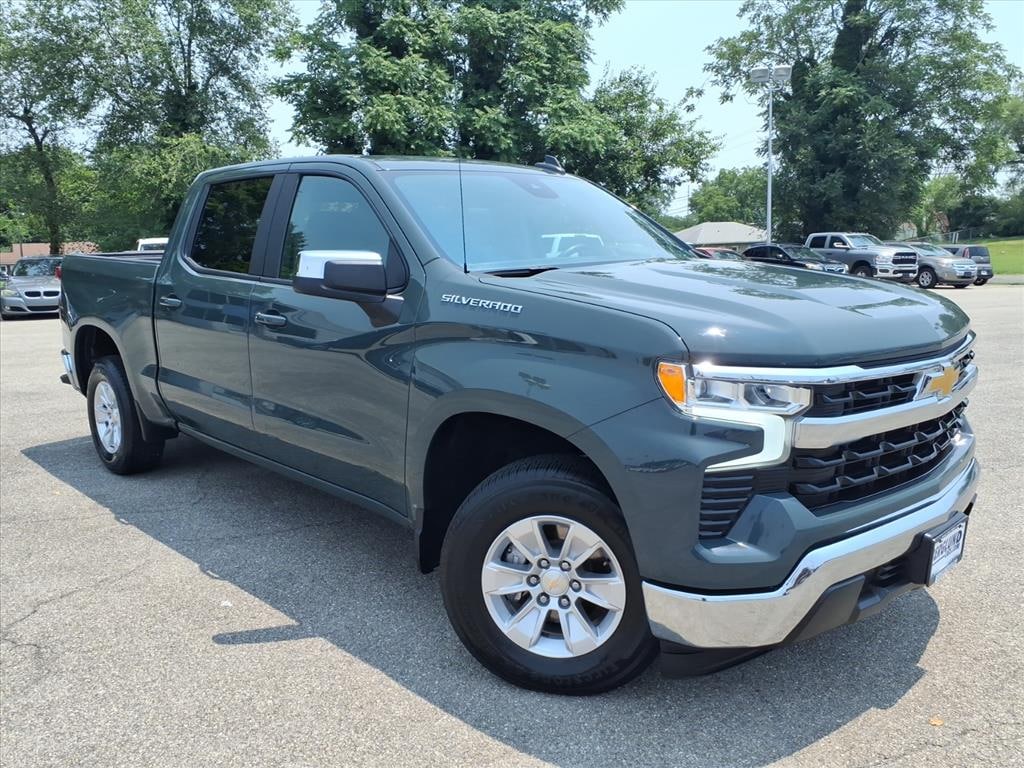 Used 2025 Chevrolet Silverado LT Crew Cab