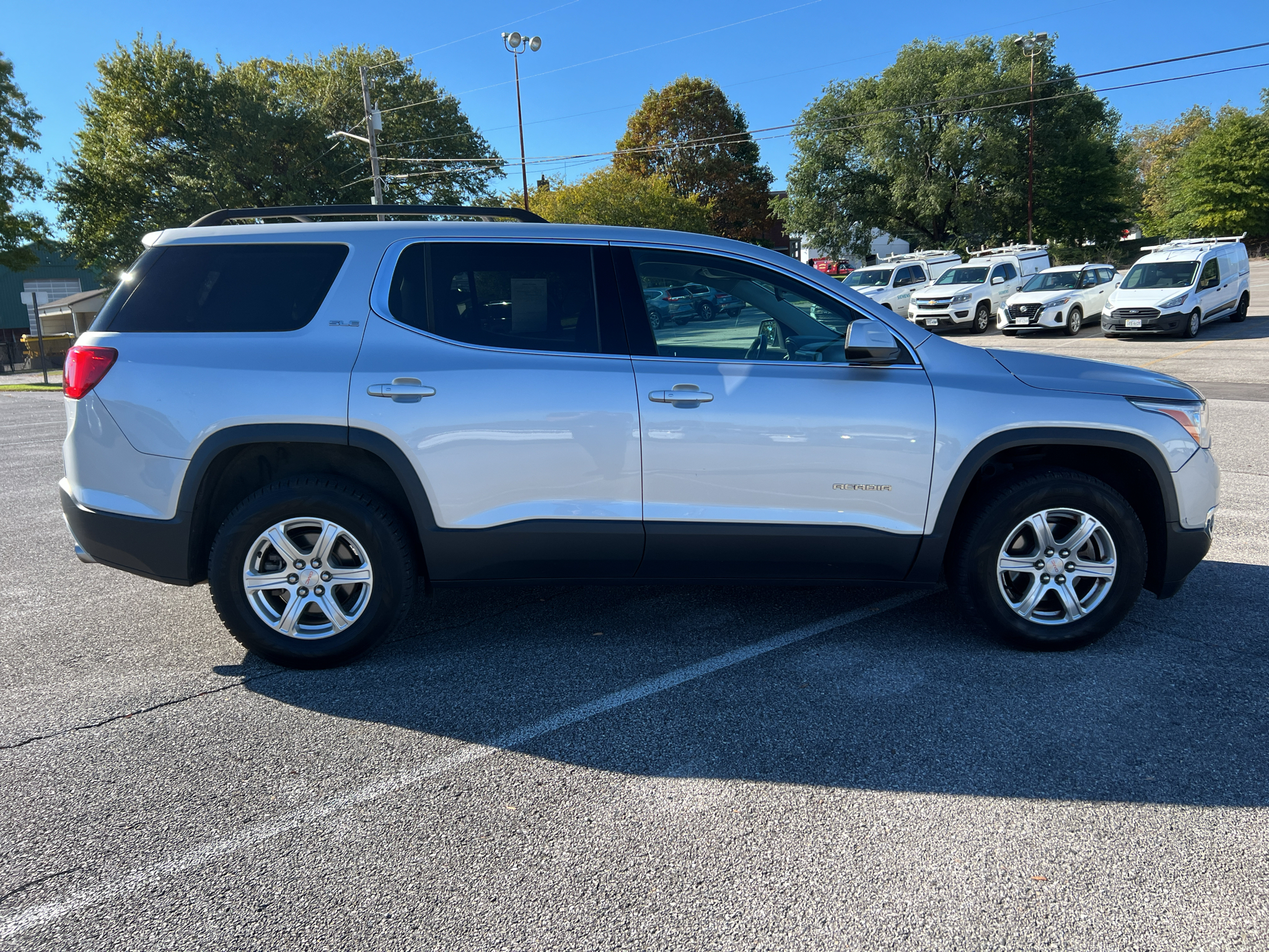 Used 2018 GMC Acadia SLE Sport Utility