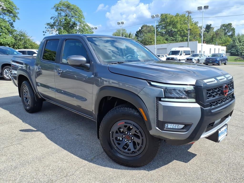 Used 2026 Nissan Frontier Pro-4X Cab; Crew