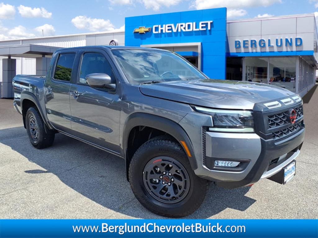 Used 2026 Nissan Frontier Pro-4X Cab; Crew