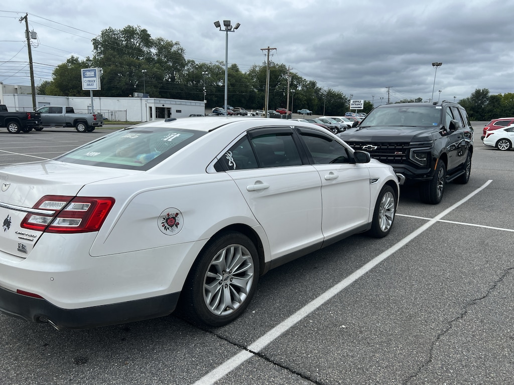 Used 2017 Ford Taurus Limited Sedan