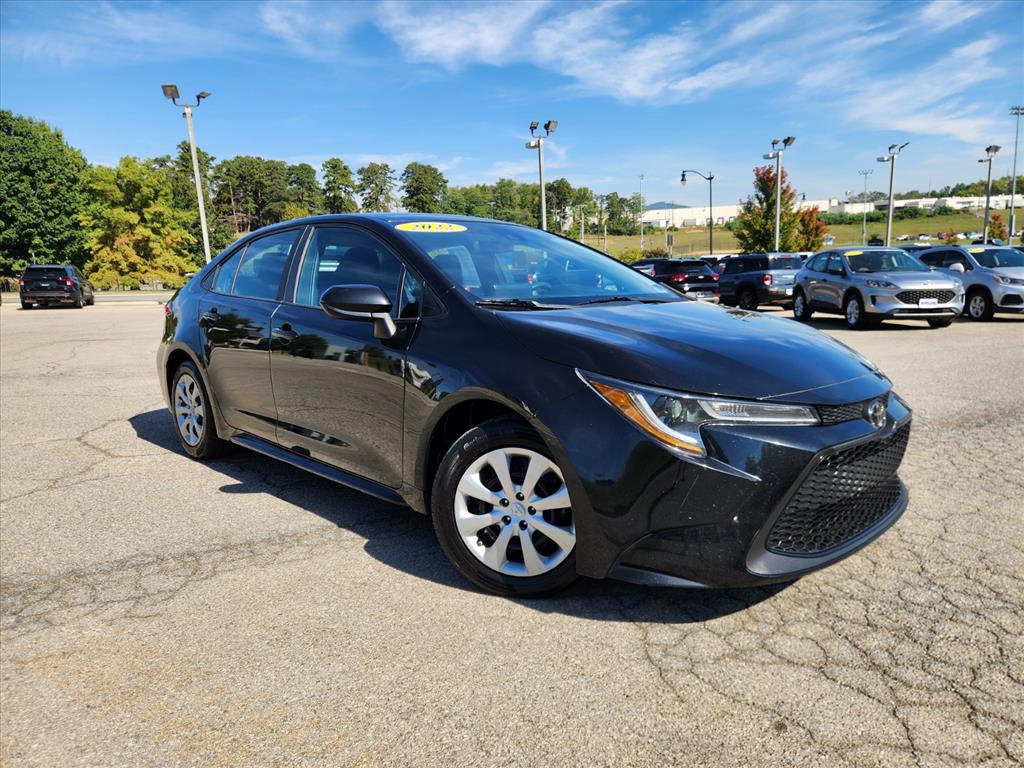 Used 2022 Toyota Corolla LE Sedan