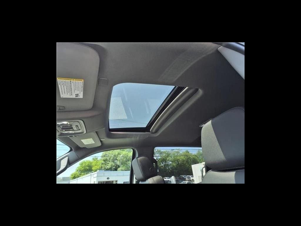2025 Chevrolet Silverado 1500 LTZ - Photo 22
