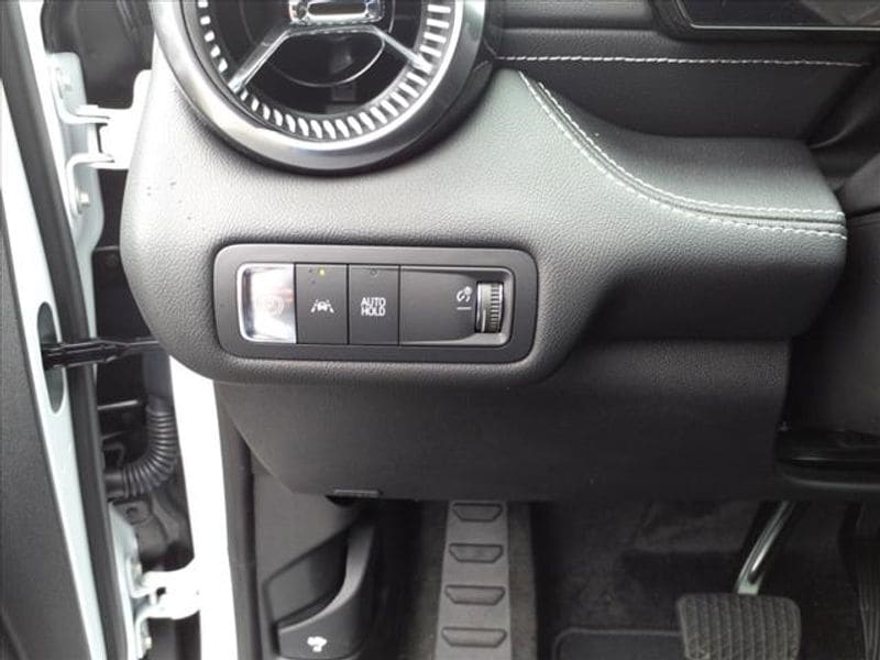 2024 Chevrolet Blazer EV LT - Photo 13