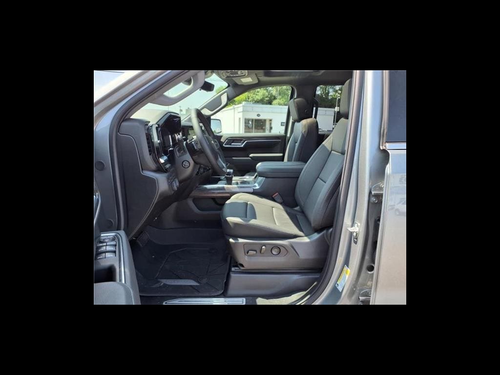 New 2025 Chevrolet Silverado 1500 LTZ Truck