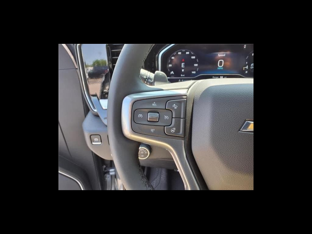 2025 Chevrolet Silverado 1500 LTZ - Photo 12