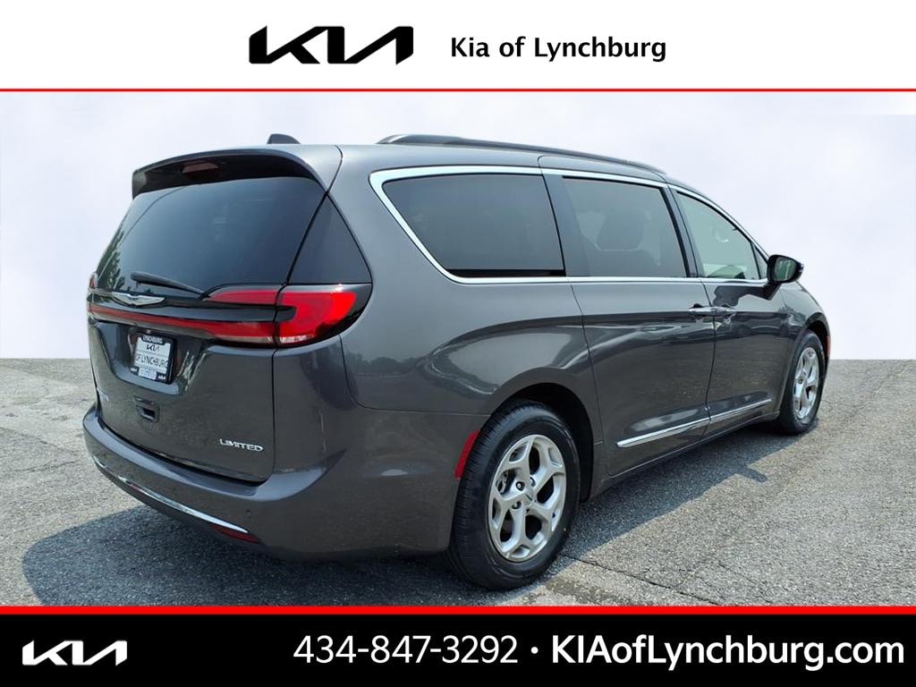 Used 2023 Chrysler Pacifica Limited Passenger Van