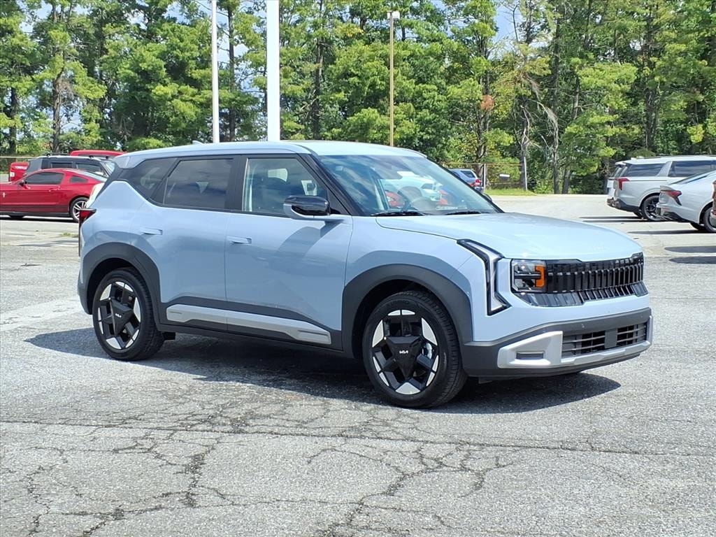 New 2027 Kia Seltos S Sport Utility