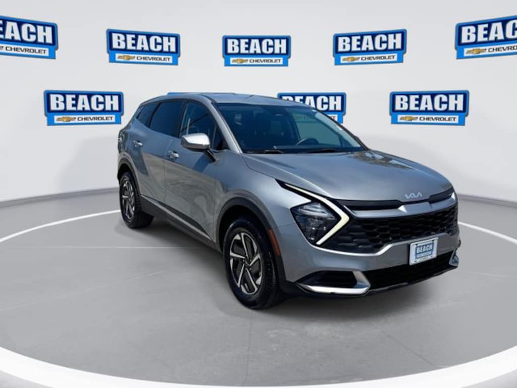 Used 2023 Kia Sportage Hybrid LX SUV