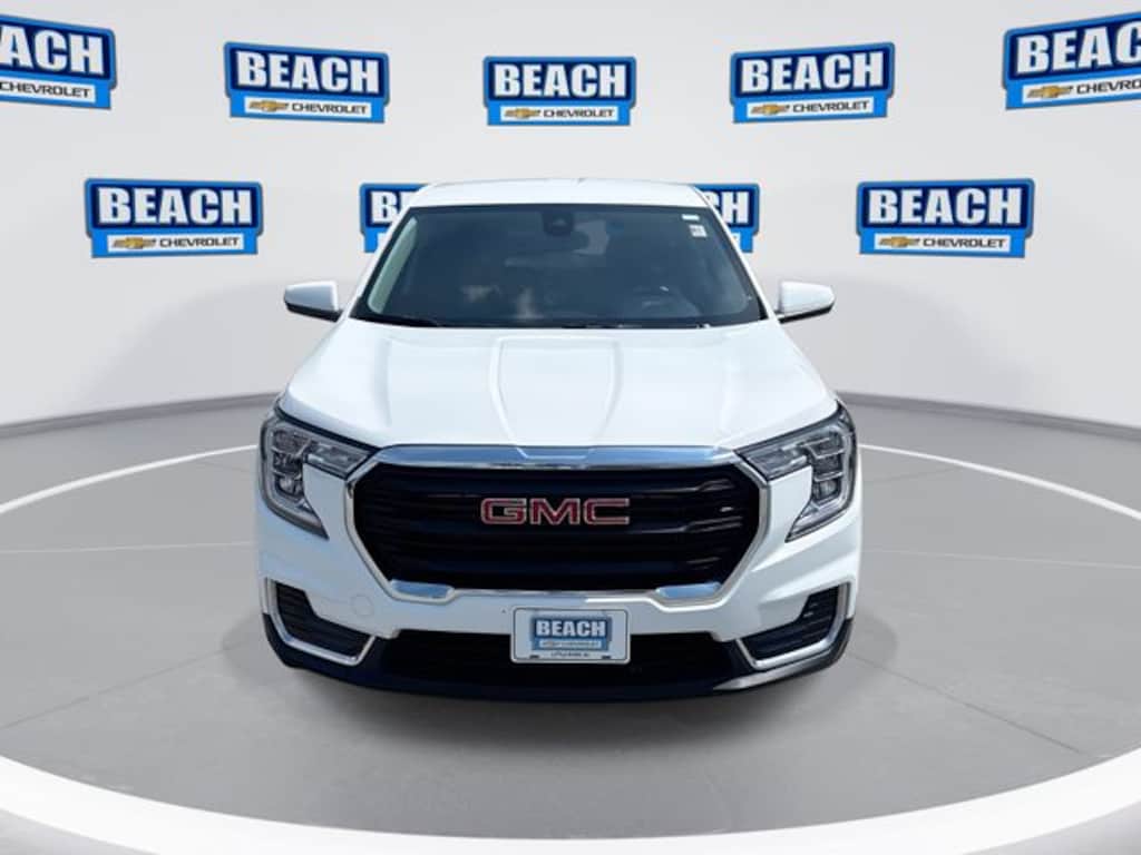 Used 2024 GMC Terrain SLE SUV