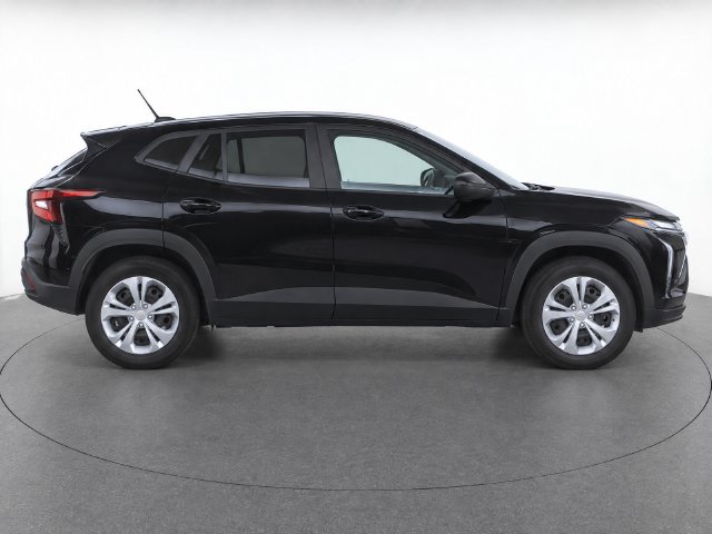 Used 2026 Chevrolet Trax LS SUV