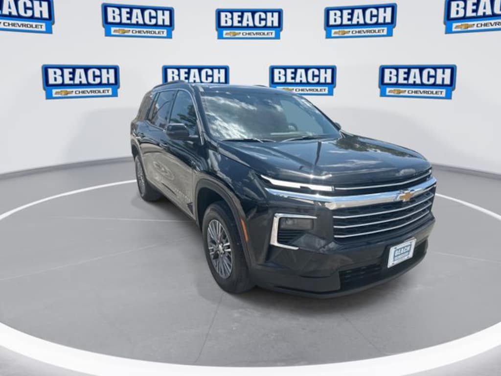 Used 2026 Chevrolet Traverse LT SUV