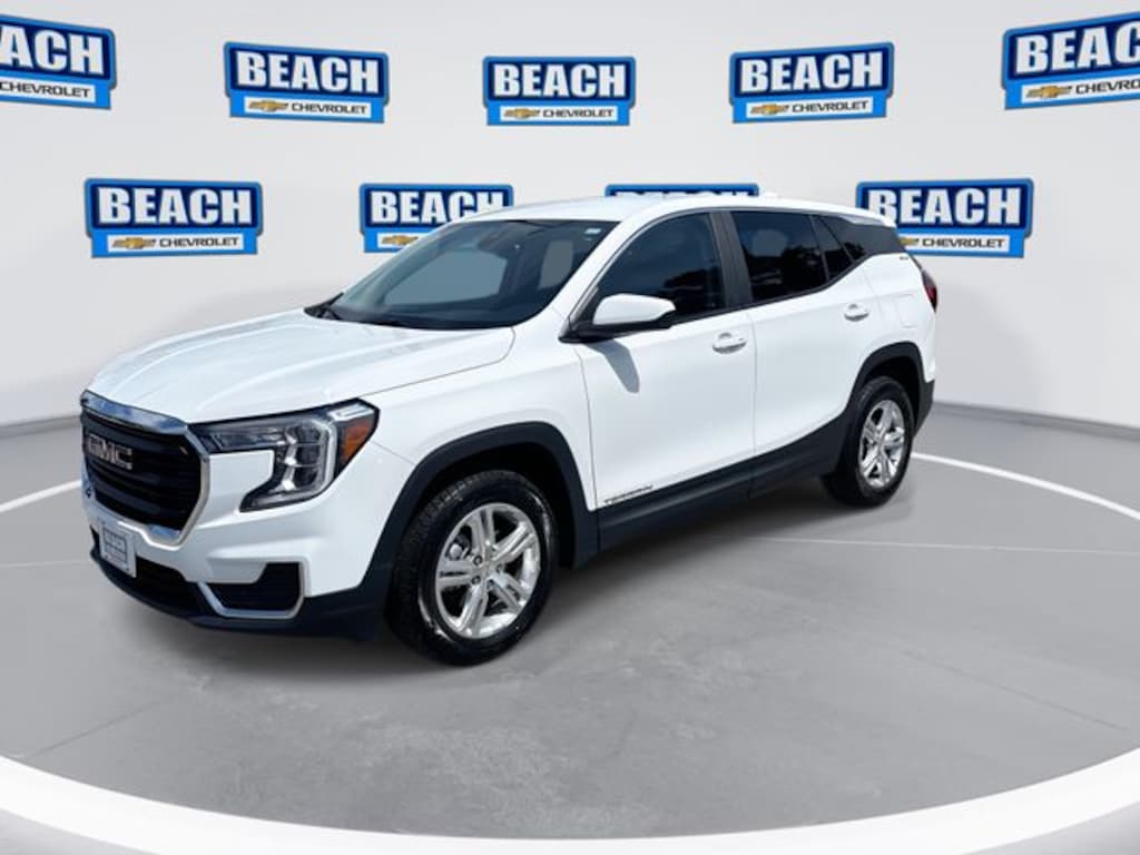 Used 2024 GMC Terrain SLE SUV