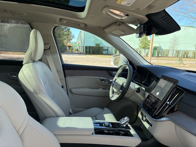 2026 Volvo XC90 Ultra - Photo 23