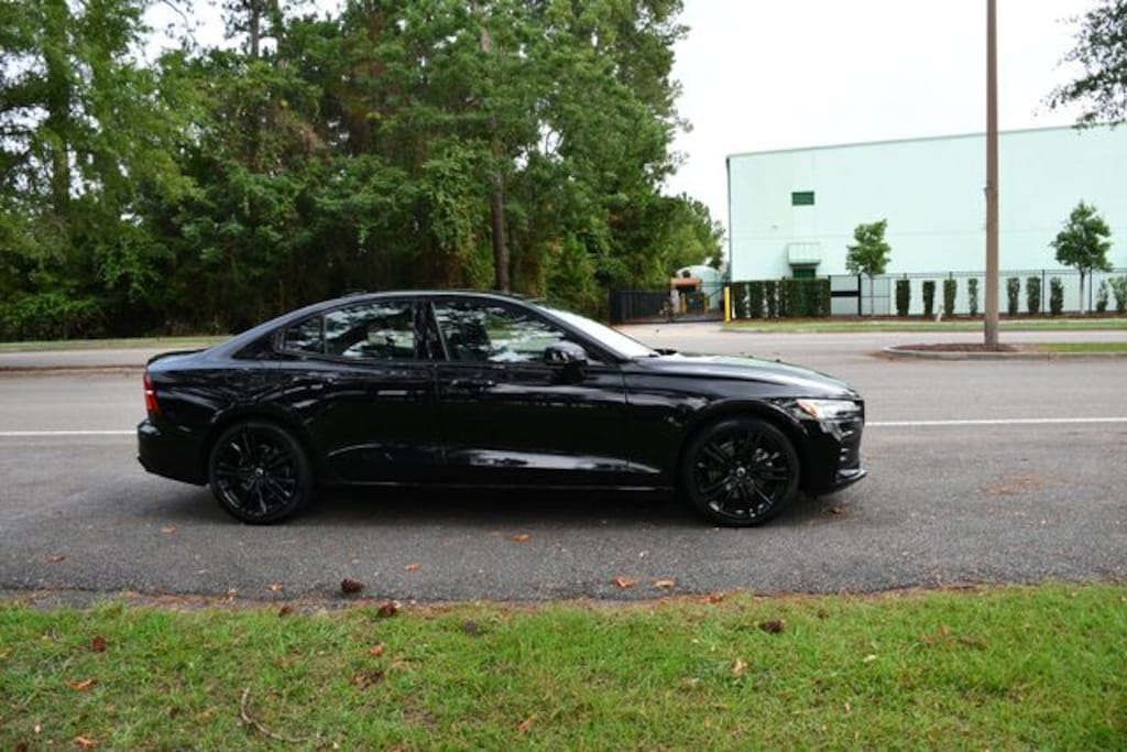 Used 2024 Volvo S60 B5 Plus Black Edition Sedan