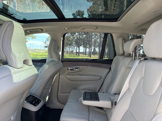 2026 Volvo XC90 Ultra - Photo 22