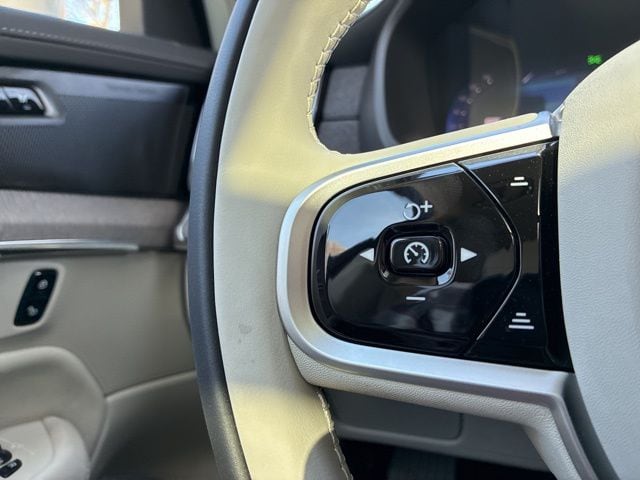 2026 Volvo XC90 Ultra - Photo 27