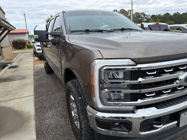 Used 2023 Ford F-250SD Lariat Truck