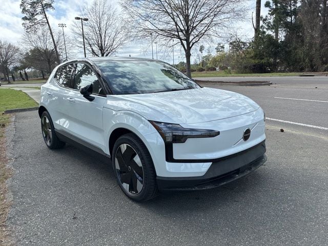 2026 Volvo EX30 Plus - Photo 4