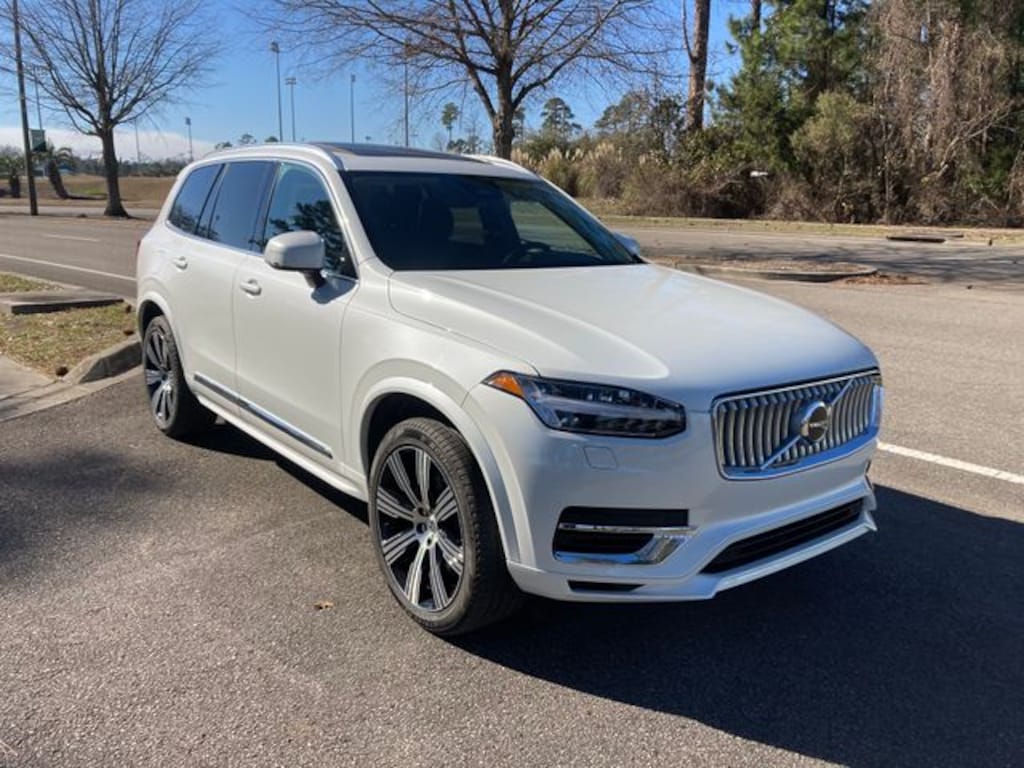 Used 2025 Volvo XC90 plug-in hybrid T8 Core 7-Seater SUV