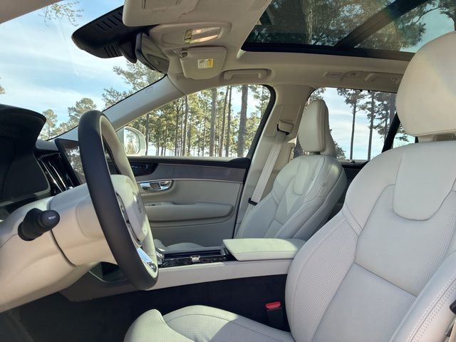 2026 Volvo XC90 Ultra - Photo 21