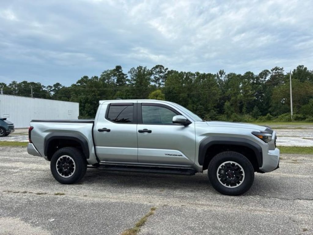 Used 2025 Toyota Tacoma TRD Off-Road Truck