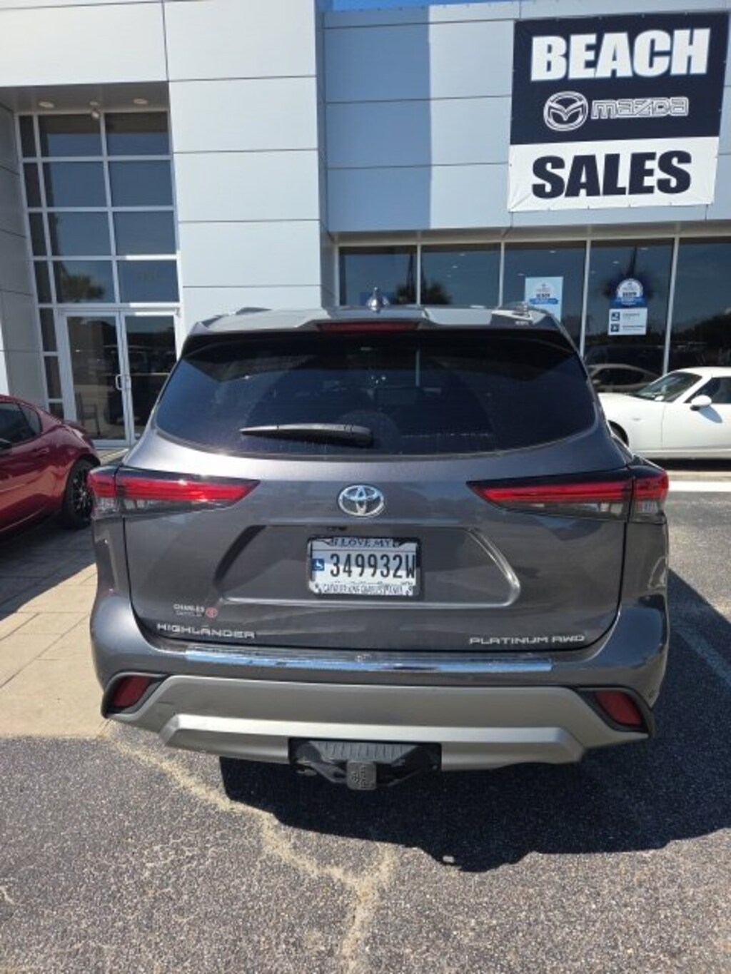 Used 2023 Toyota Highlander SUV
