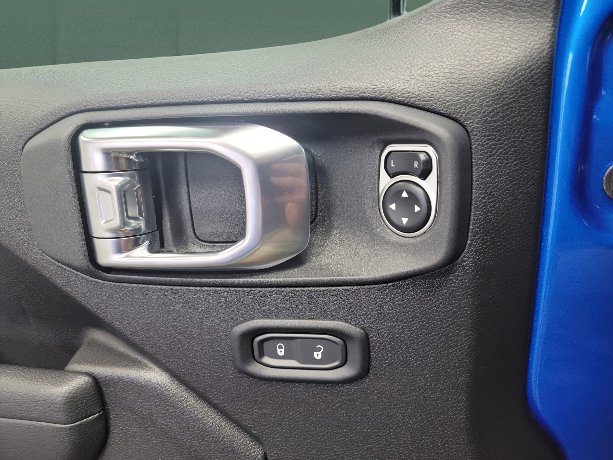2026 Jeep Wrangler 2-Door Willys - Photo 19