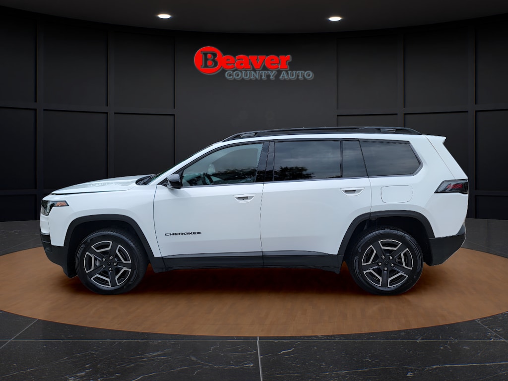 New 2026 Jeep Cherokee Laredo/Limited Sport Utility