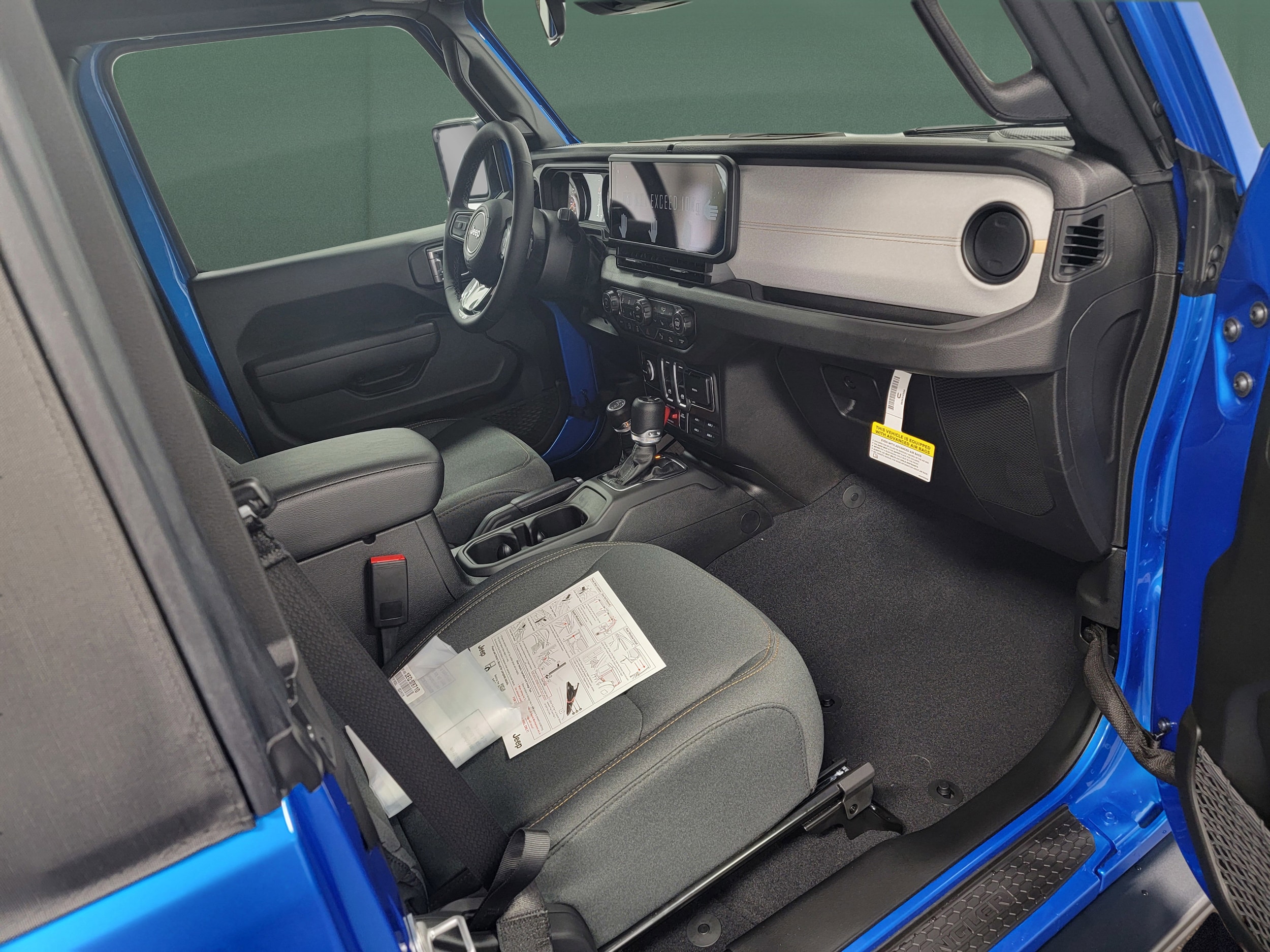 2026 Jeep Wrangler 2-Door Willys - Photo 6