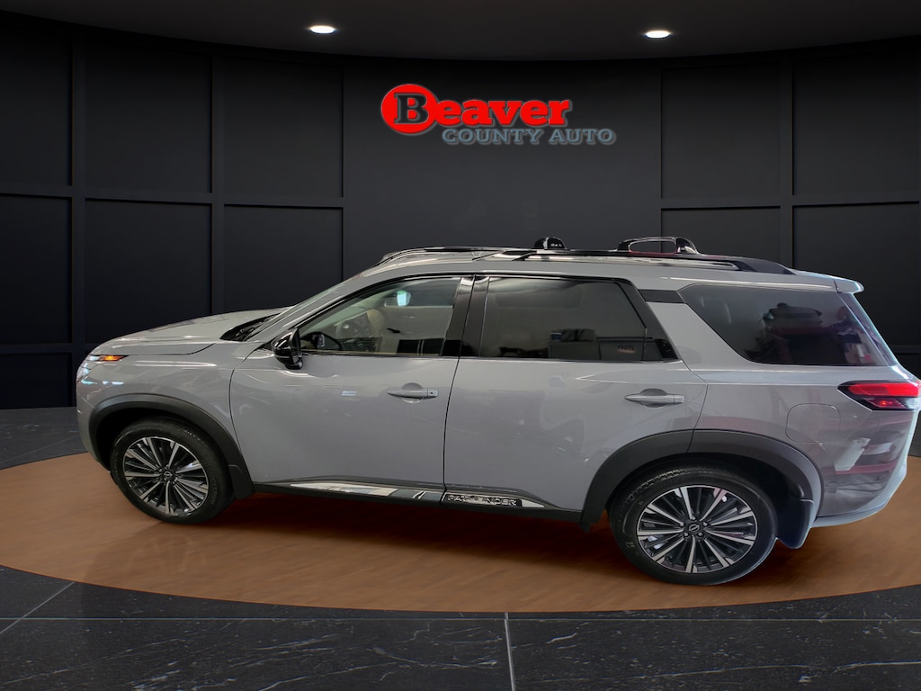 New 2026 Nissan Pathfinder Platinum SUV