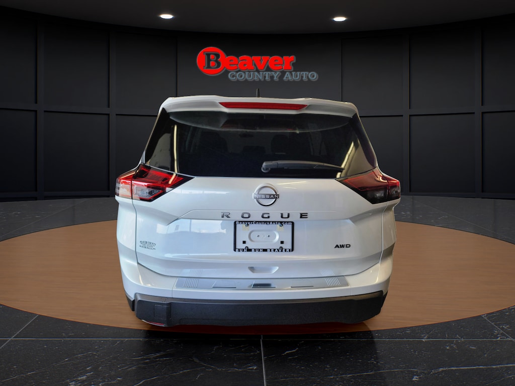 New 2026 Nissan Rogue SV SUV