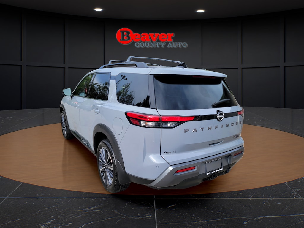 New 2026 Nissan Pathfinder Platinum SUV