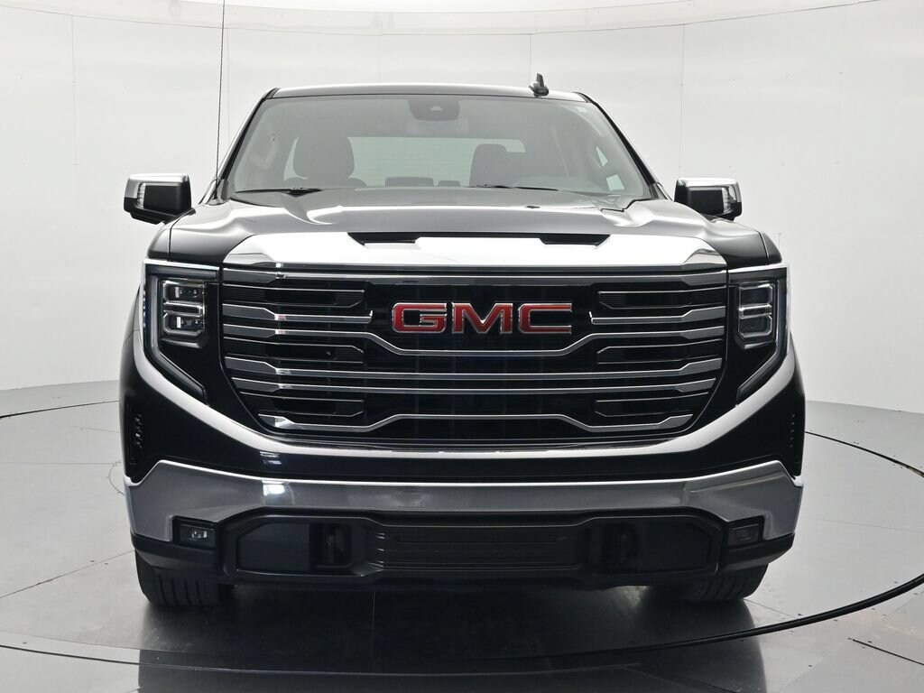 Used 2025 GMC Sierra 1500 SLT Truck