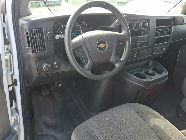 2023 Chevrolet Express Cargo Work Van - Photo 9