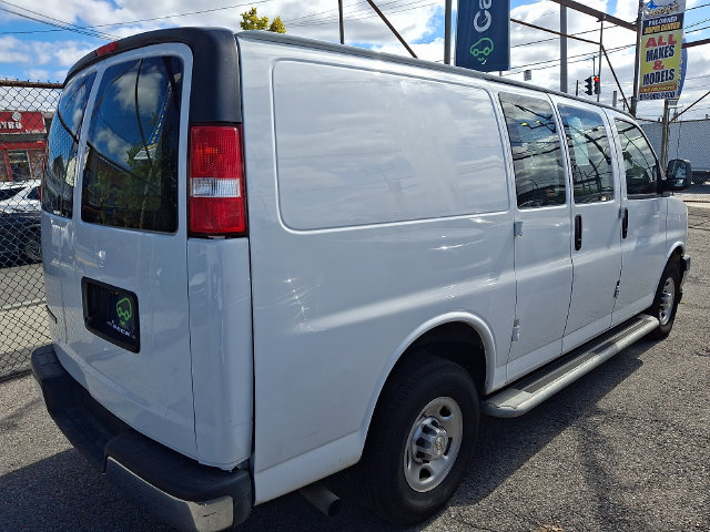2023 Chevrolet Express Cargo Work Van - Photo 6