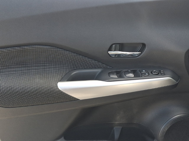 2018 Nissan Kicks SV - Photo 12
