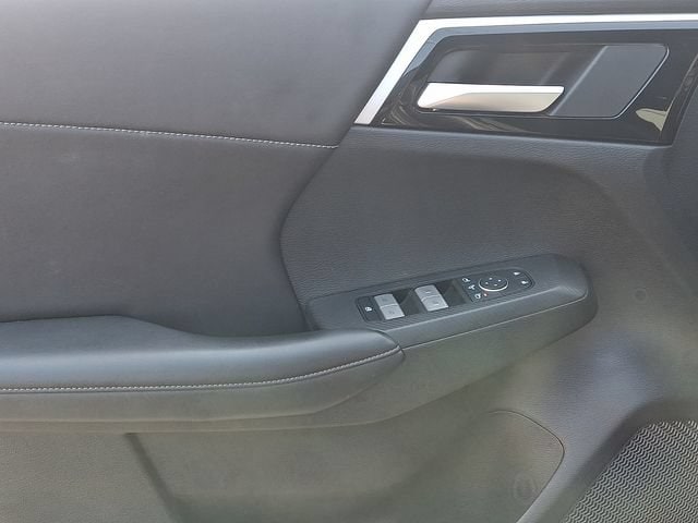 2024 Mitsubishi Outlander SE Black Edition - Photo 13
