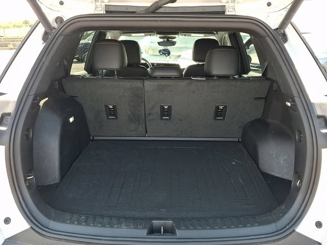 2025 Chevrolet Equinox LT - Photo 28