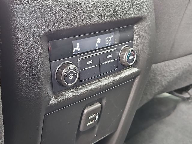 2022 Chevrolet Traverse 1LT - Photo 12