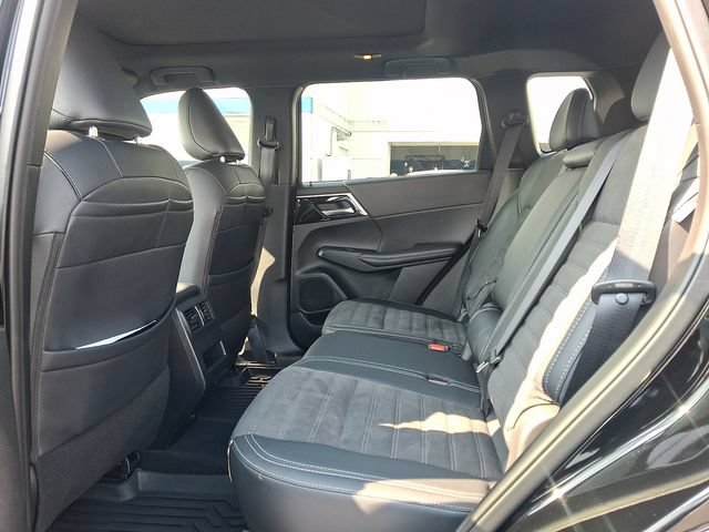 2024 Mitsubishi Outlander SE Black Edition - Photo 10