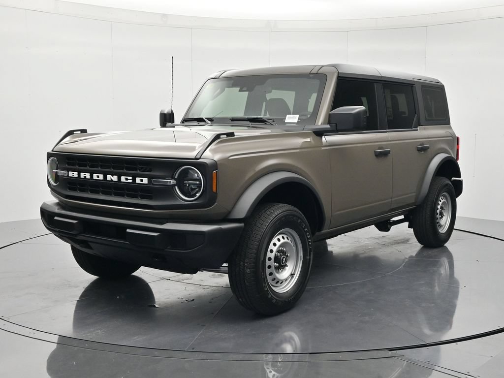 2026 Ford Bronco Base SUV