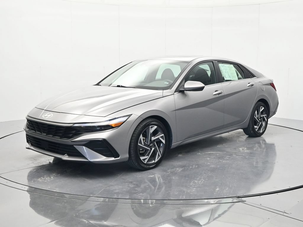 2025 Hyundai Elantra SEL