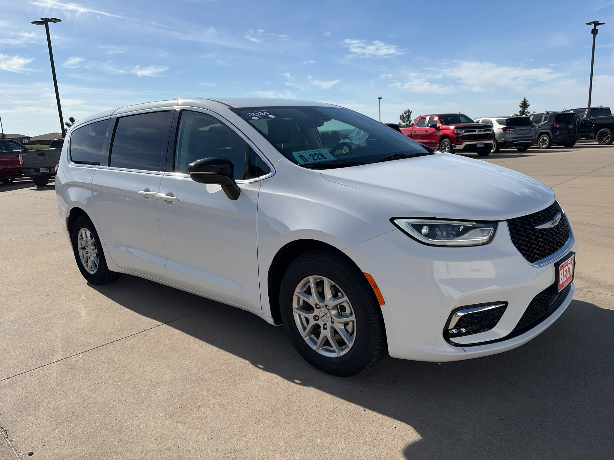 Used 2024 Chrysler Pacifica Touring L Van Passenger Van