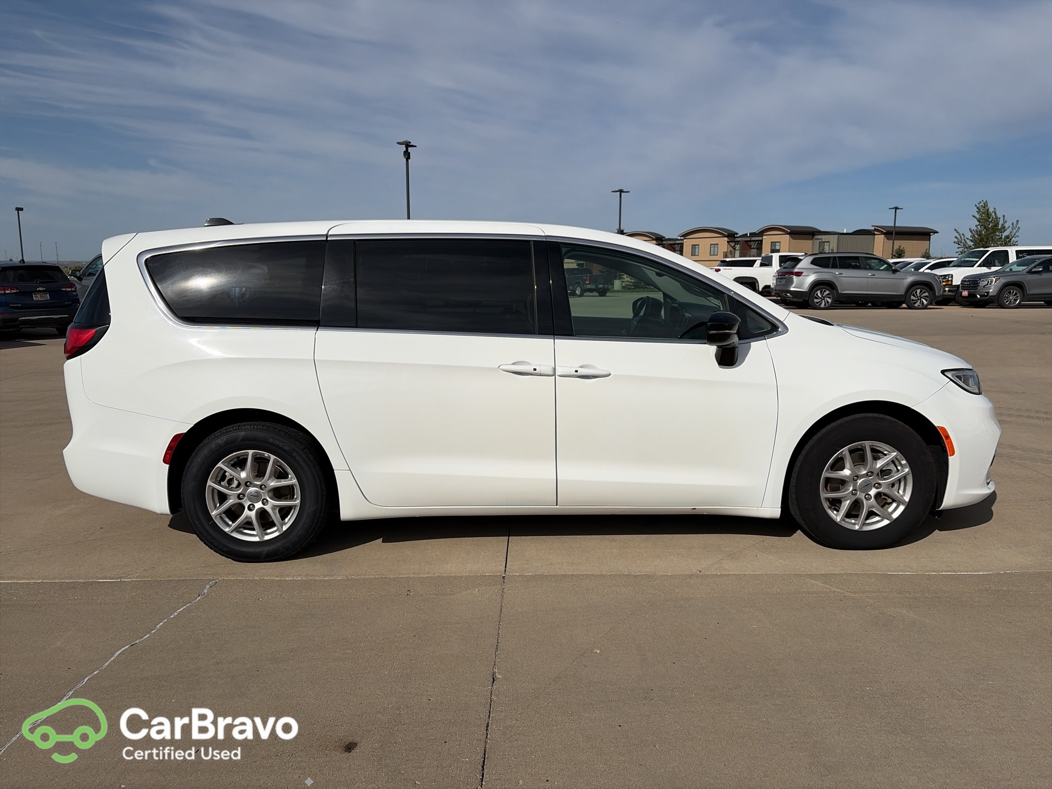 2024 Chrysler Pacifica Touring L