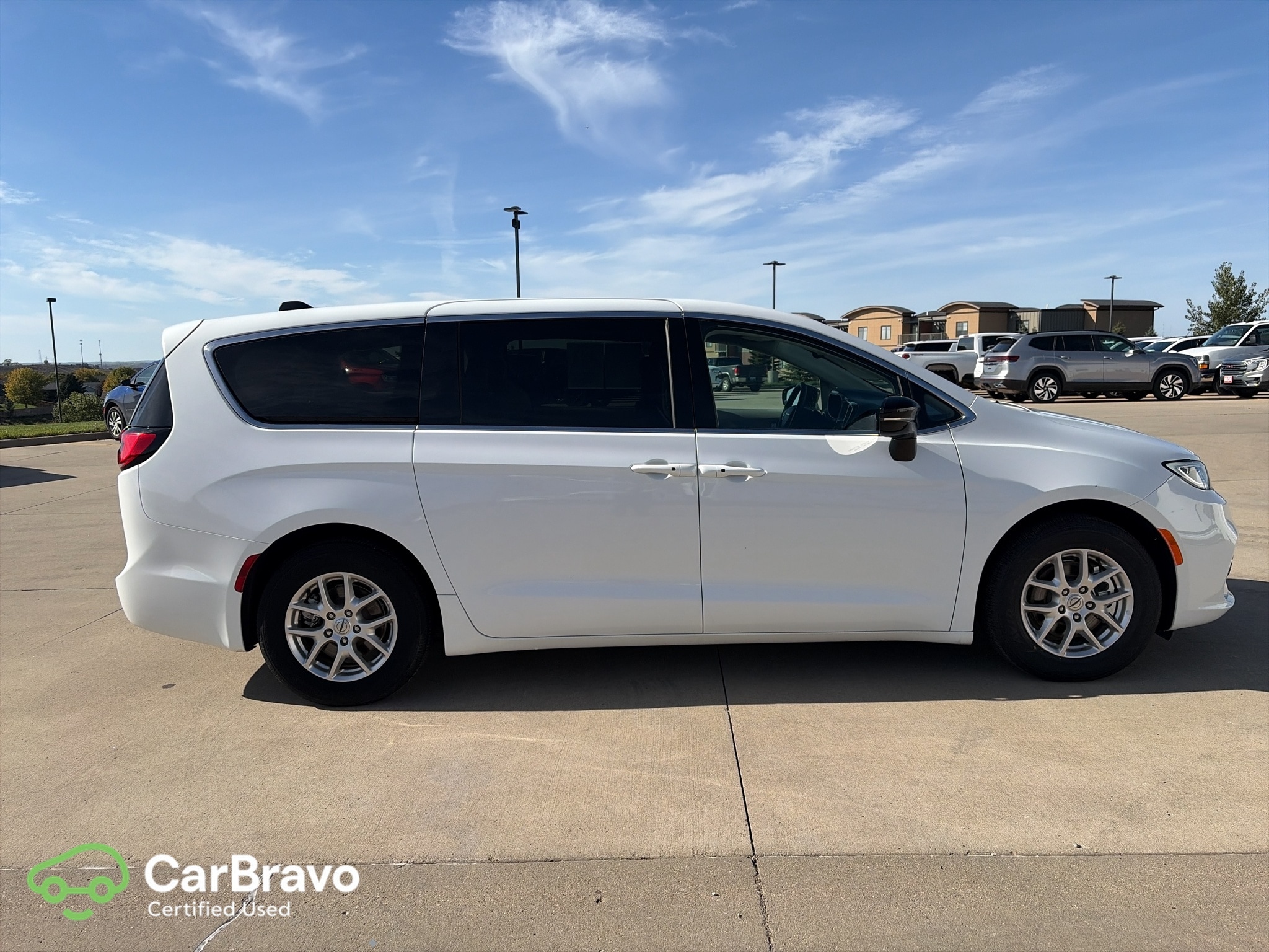 2024 Chrysler Pacifica Touring L